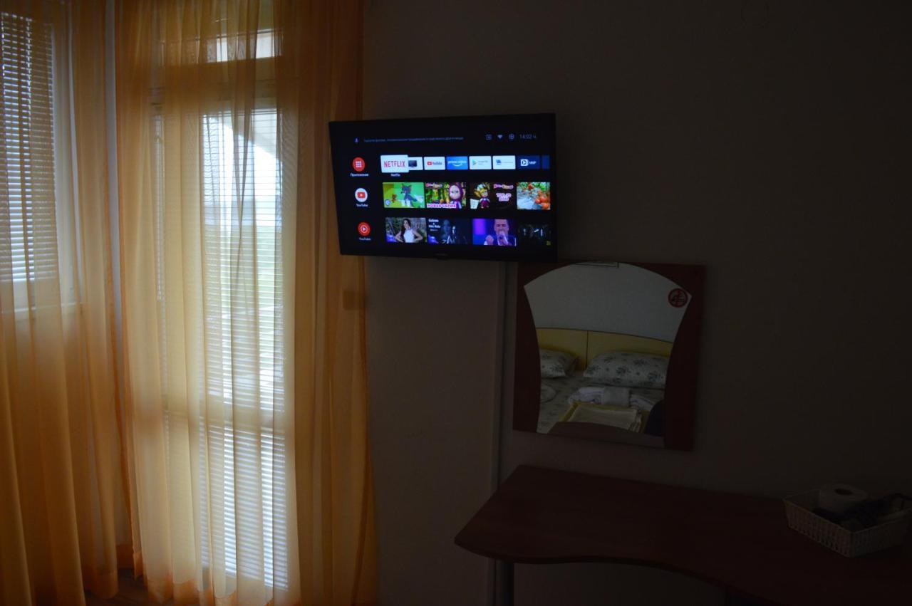 Yanis Hotel Chernomorets Buitenkant foto
