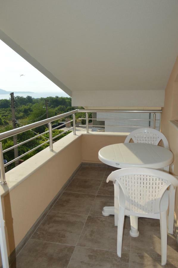 Yanis Hotel Chernomorets Buitenkant foto